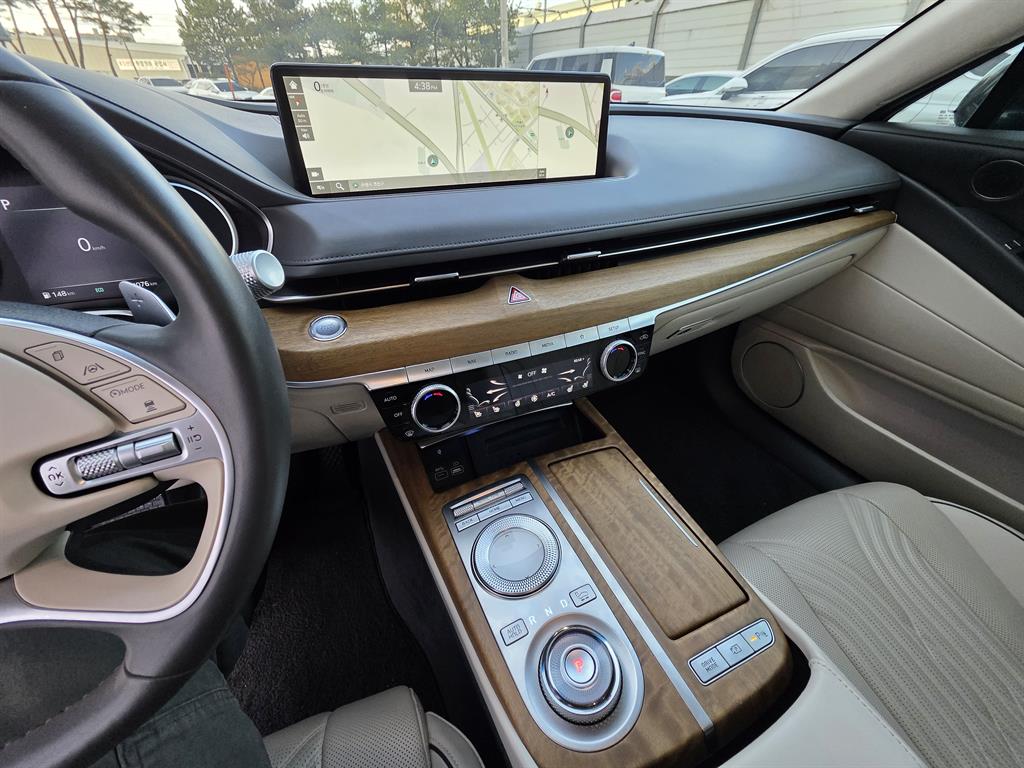 Genesis G80 - Vista 11