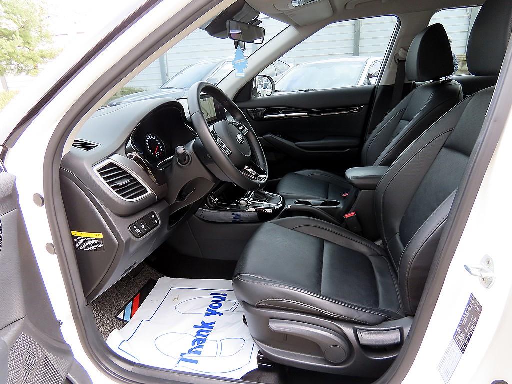 KIA Seltos - Vista 5