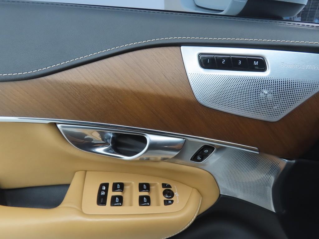 Volvo XC90 - Vista 9