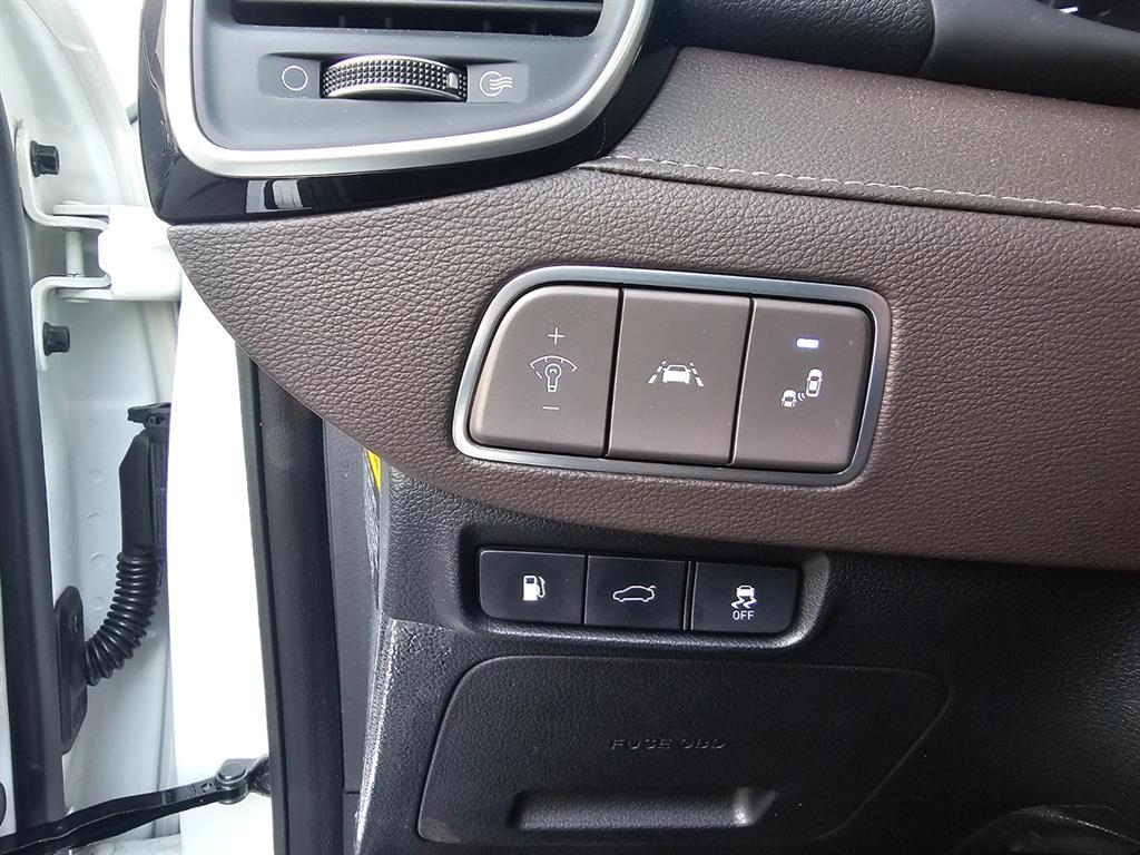 HYUNDAI Grandeur - Vista 12