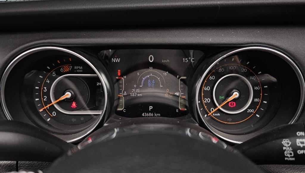 Jeep Wrangler - Vista 8