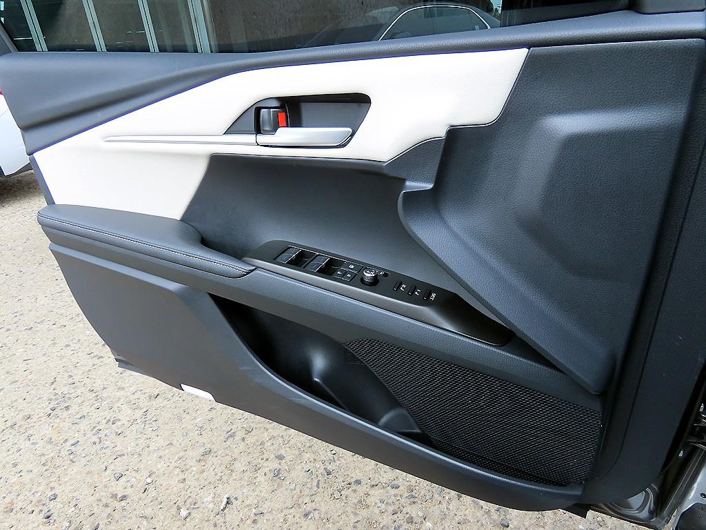 Toyota Camry - Vista 12