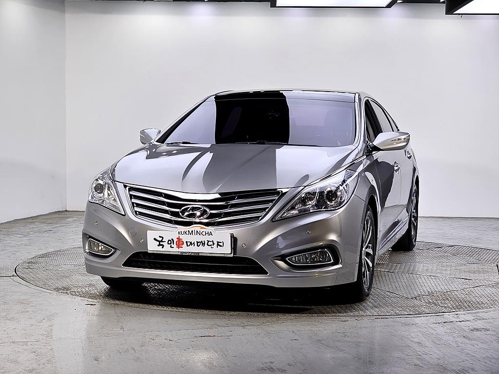 HYUNDAI Grandeur - Vista 2