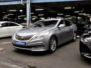 HYUNDAI Grandeur - Vista 2