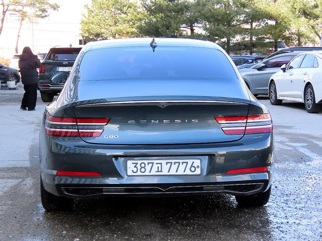 Genesis G80 - Vista 4