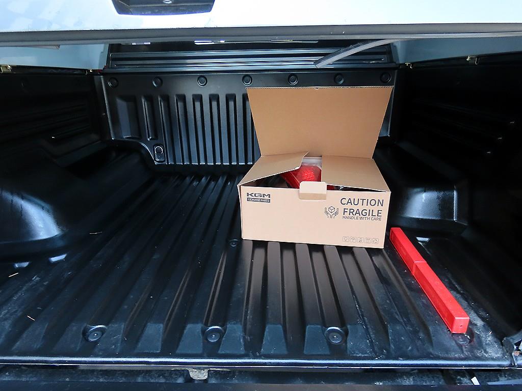 Ssangyong Rexton 2019 Gris - Importación desde Corea - HF Imports Iquique - Foto 18