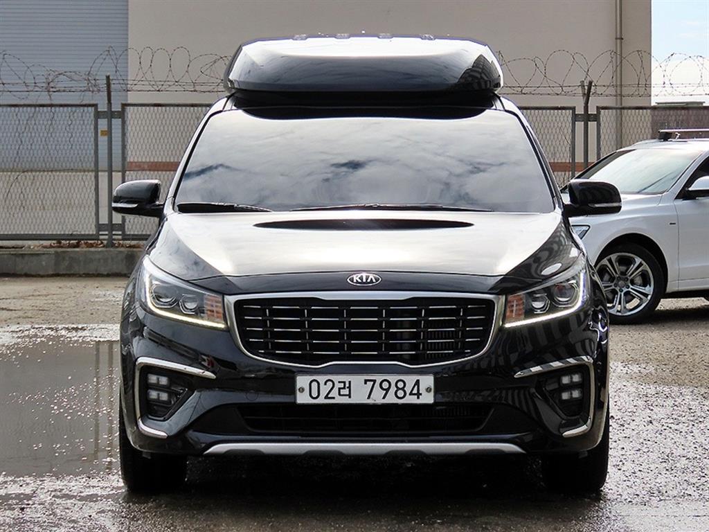 KIA Carnival 2019 Negro - Importación desde Corea - HF Imports Iquique - Foto 1