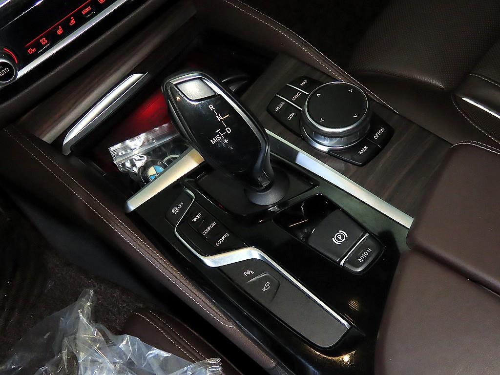 BMW 5 Series - Vista 12