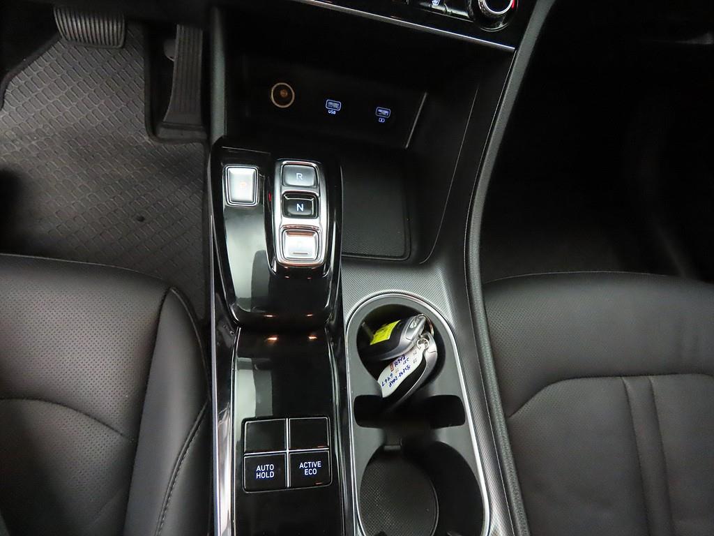 HYUNDAI Sonata - Vista 11