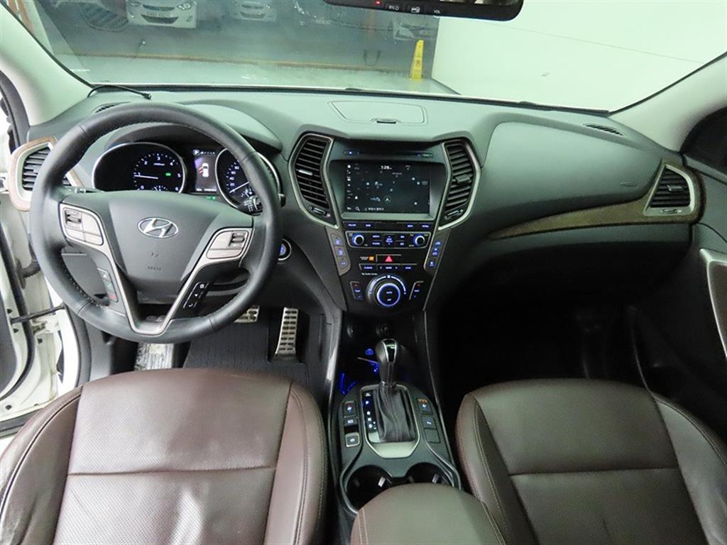 HYUNDAI Maxcruz - Vista 7