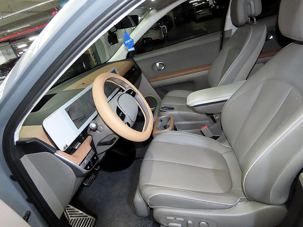 HYUNDAI Ioniq 5 - Vista 6