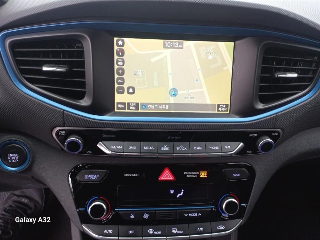 HYUNDAI Ioniq - Vista 8