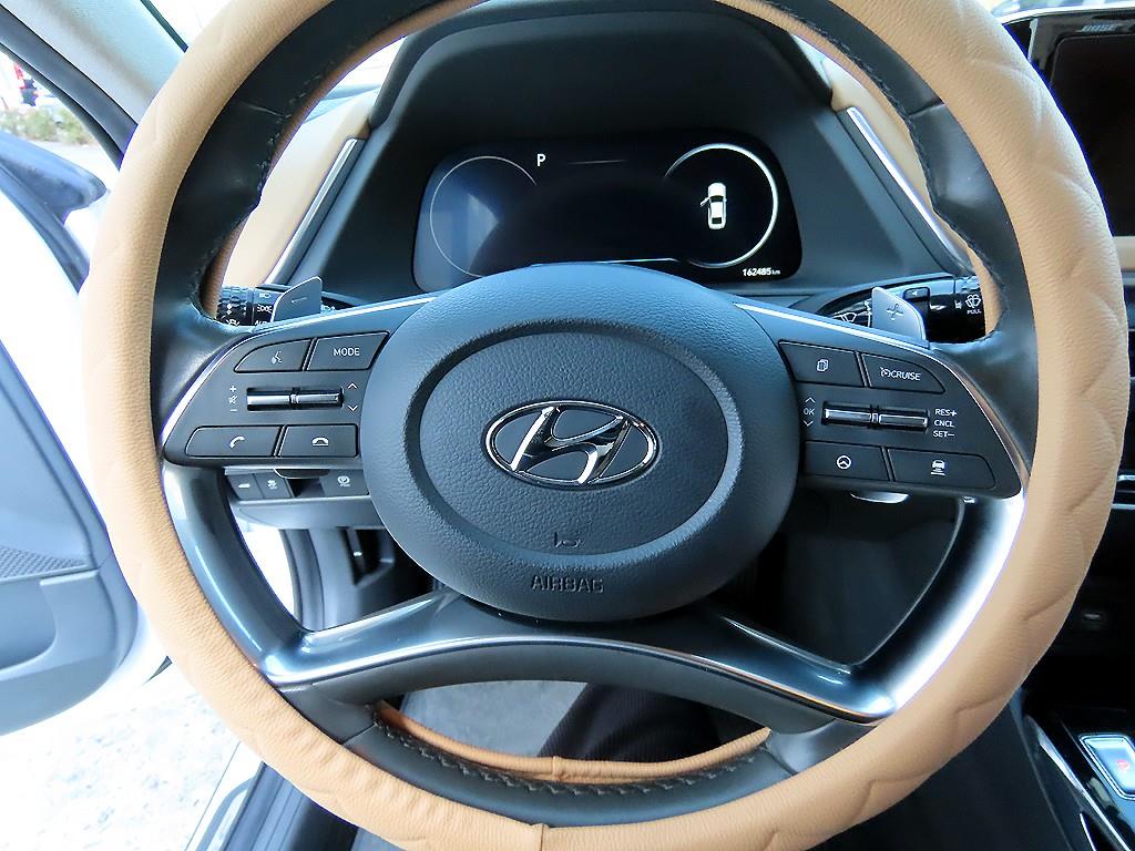 HYUNDAI Sonata - Vista 8