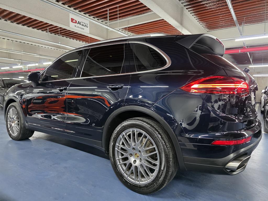Porsche Cayenne - Vista 6