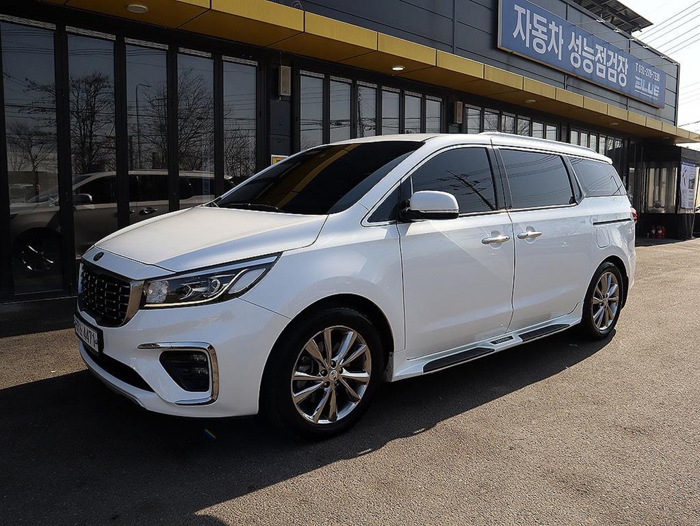 KIA Carnival - Vista 2