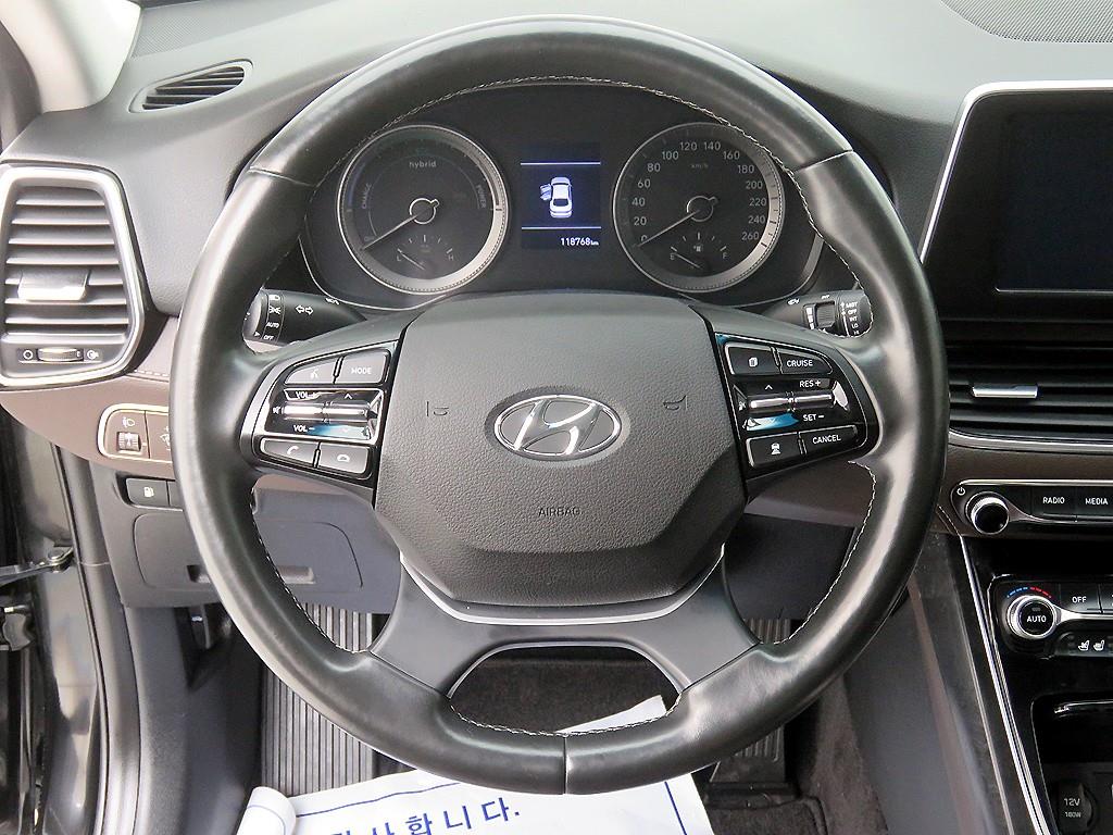 HYUNDAI Grandeur - Vista 9