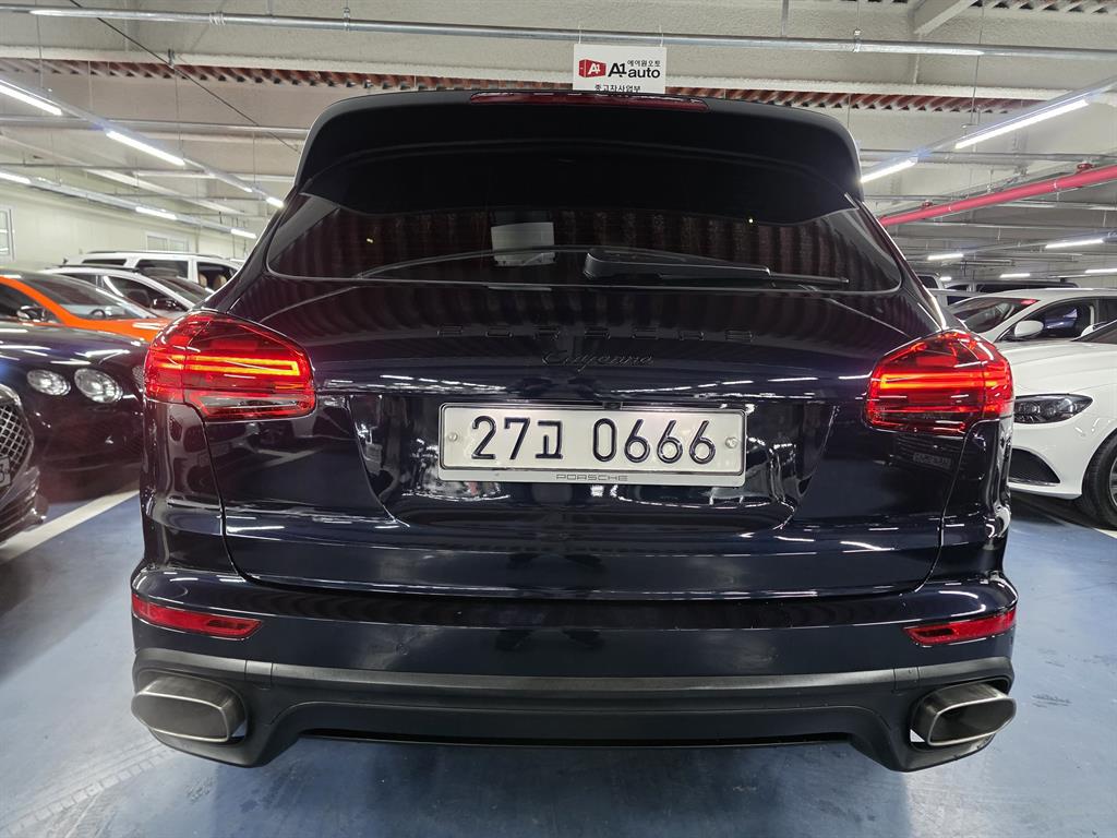 Porsche Cayenne - Vista 5