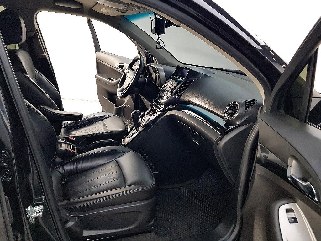 Chevrolet Orlando 2012 Negro - Importación desde Corea - HF Imports Iquique - Foto 16