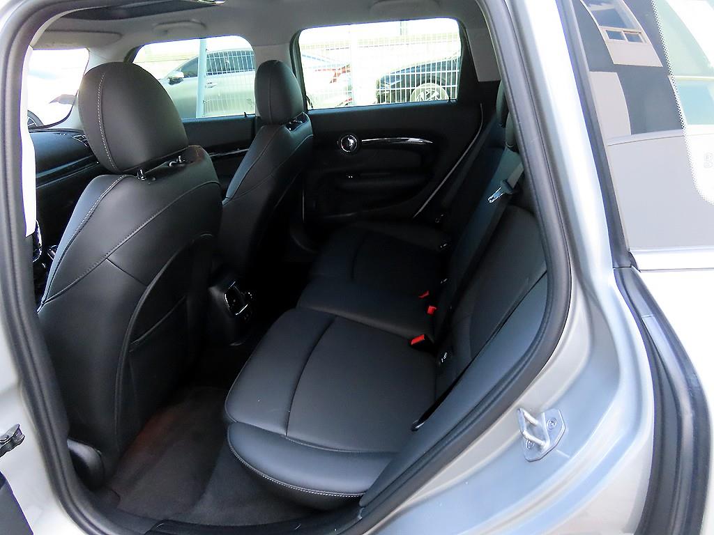 Mini Clubman - Vista 6