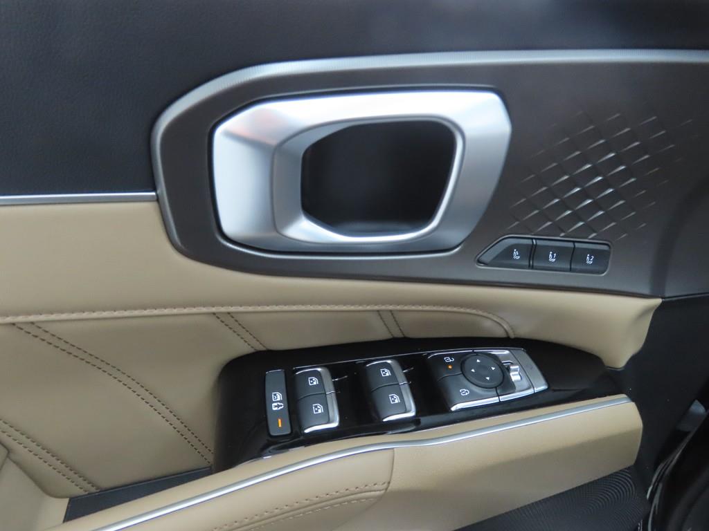 KIA Sorento - Vista 9