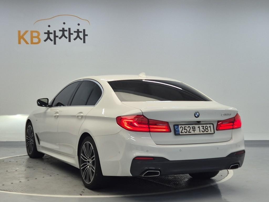 BMW 5 Series - Vista 2