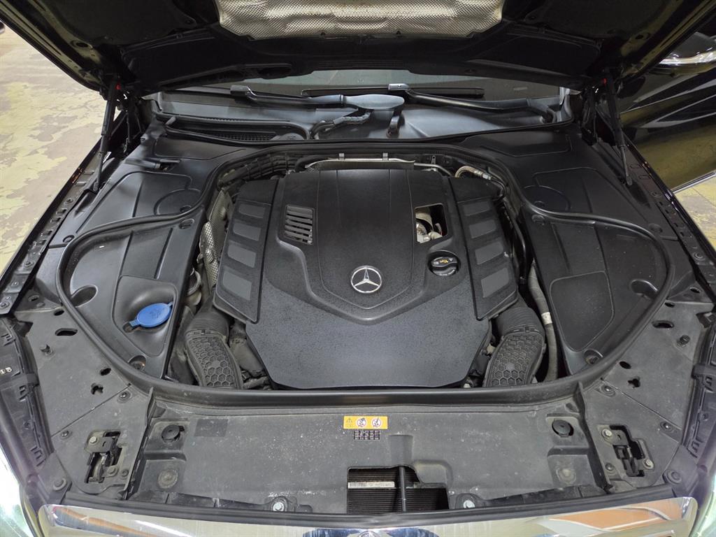 Mercedes Benz S Class 2018 Negro - Importación desde Corea - HF Imports Iquique - Foto 18