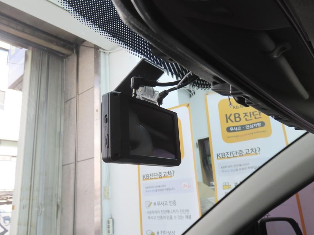 KIA Morning - Vista 11