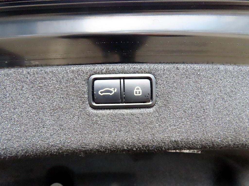 Genesis G80 2019 Negro - Importación desde Corea - HF Imports Iquique - Foto 17