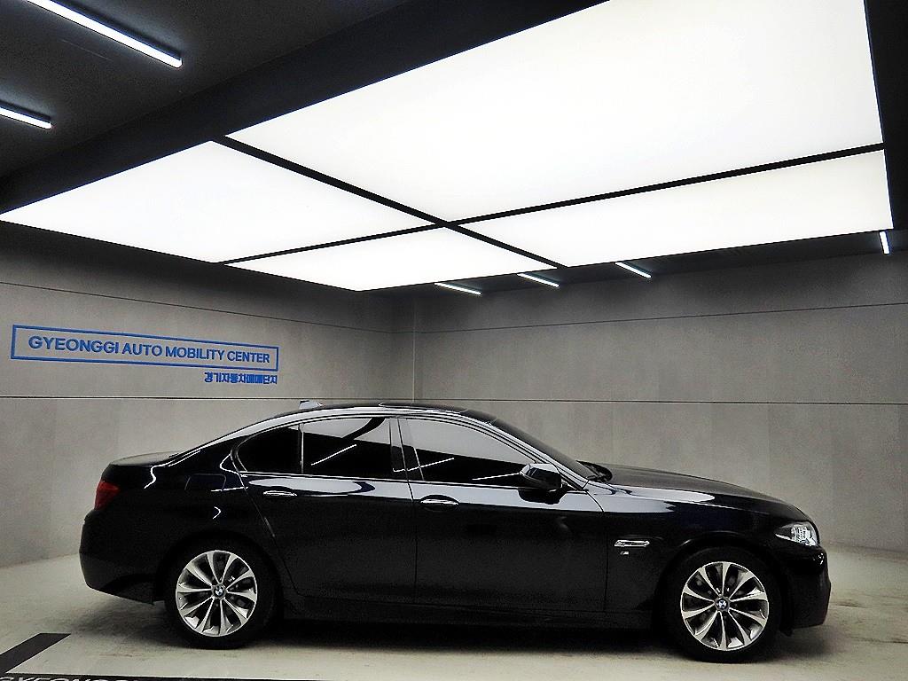 BMW 5 Series - Vista 2