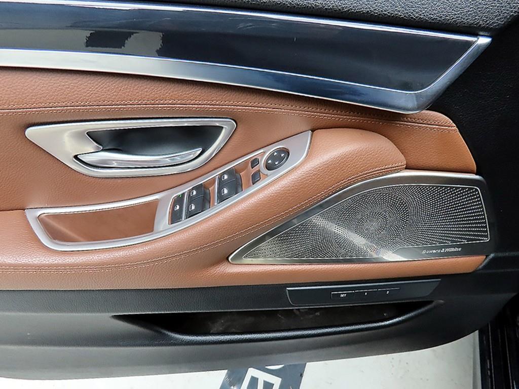 BMW 5 Series - Vista 11