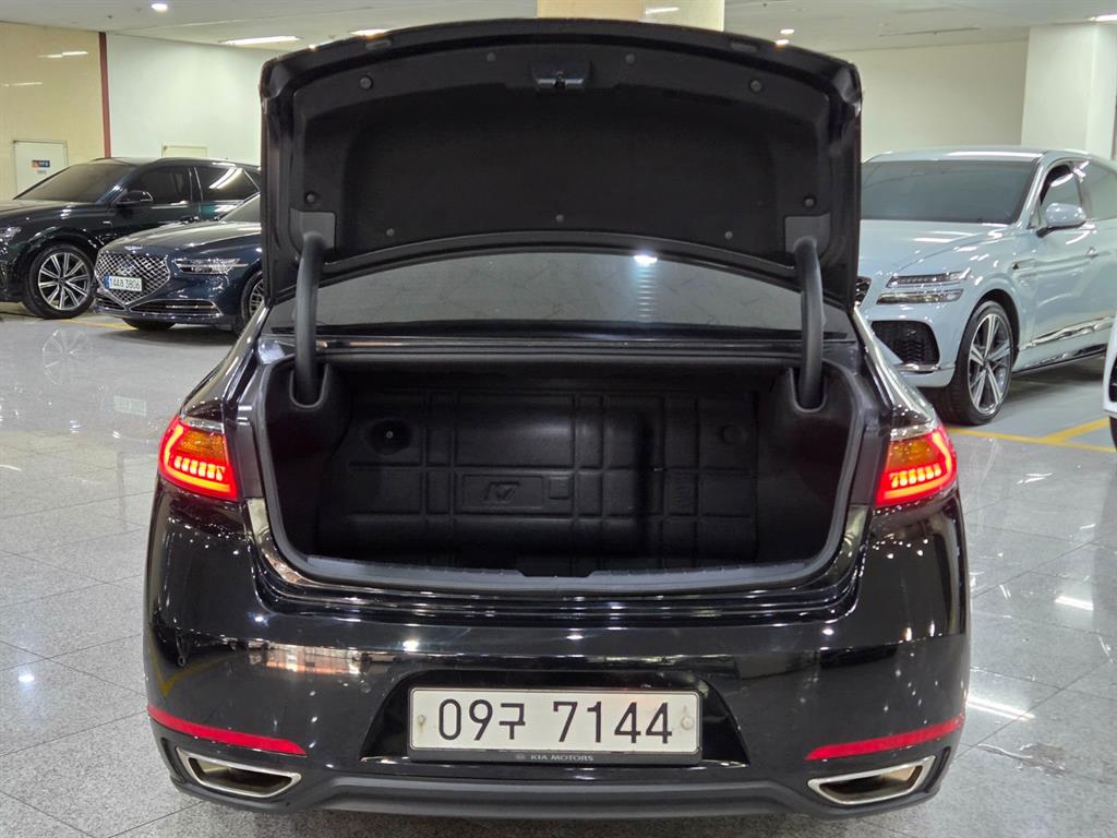 KIA K7 2016 Negro - Importación desde Corea - HF Imports Iquique - Foto 19