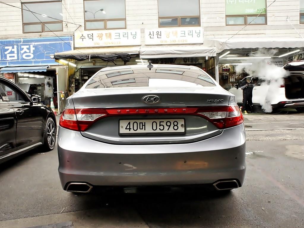 HYUNDAI Grandeur - Vista 5