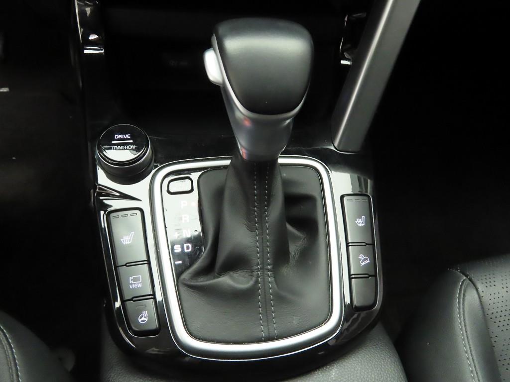 KIA Seltos - Vista 10