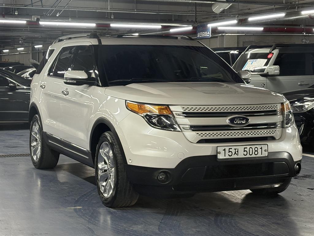 Ford Explorer - Vista 6