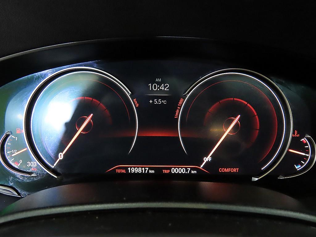 BMW 5 Series - Vista 9