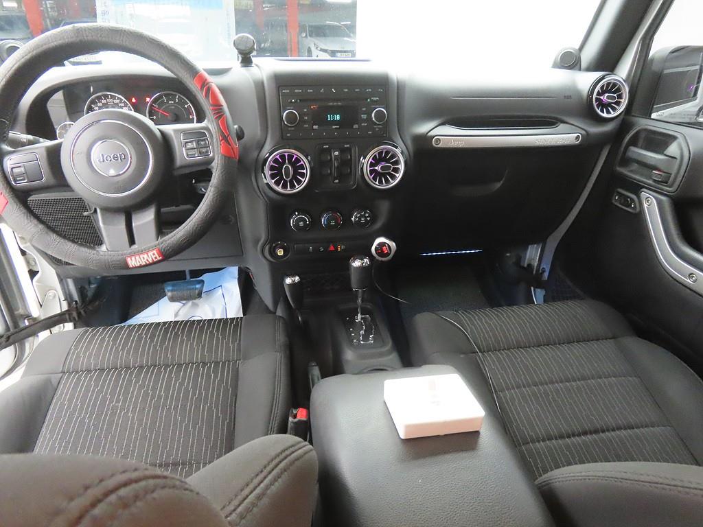 Jeep Wrangler - Vista 7