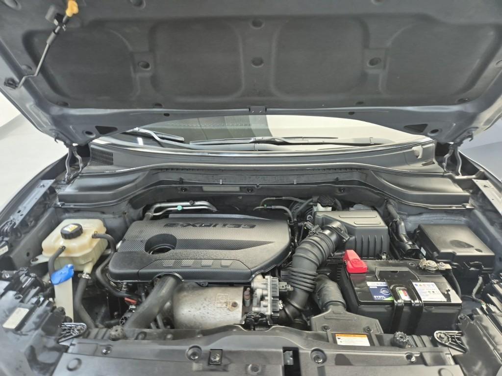 Ssangyong Tivoli - Vista 5