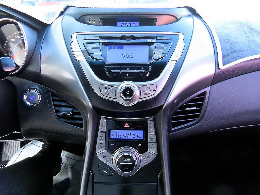 HYUNDAI Avante 2013 Negro - Importación desde Corea - HF Imports Iquique - Foto 13