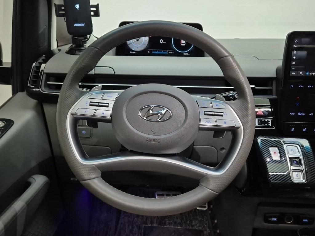 HYUNDAI Staria - Vista 6