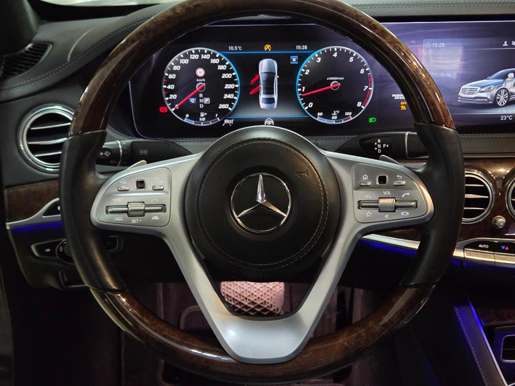 Mercedes Benz S Class - Vista 9