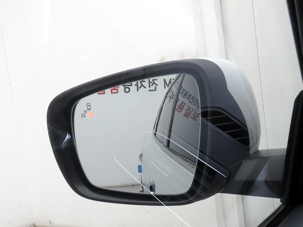 SAMSUNG QM6 - Vista 6