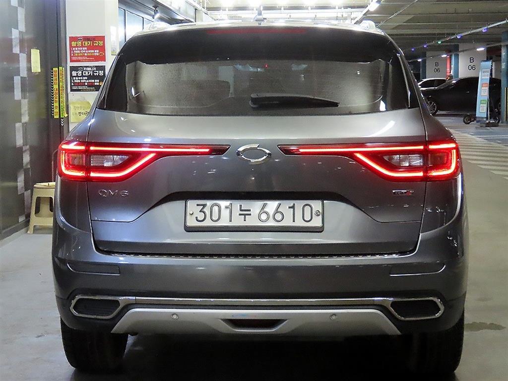 SAMSUNG QM6 - Vista 5