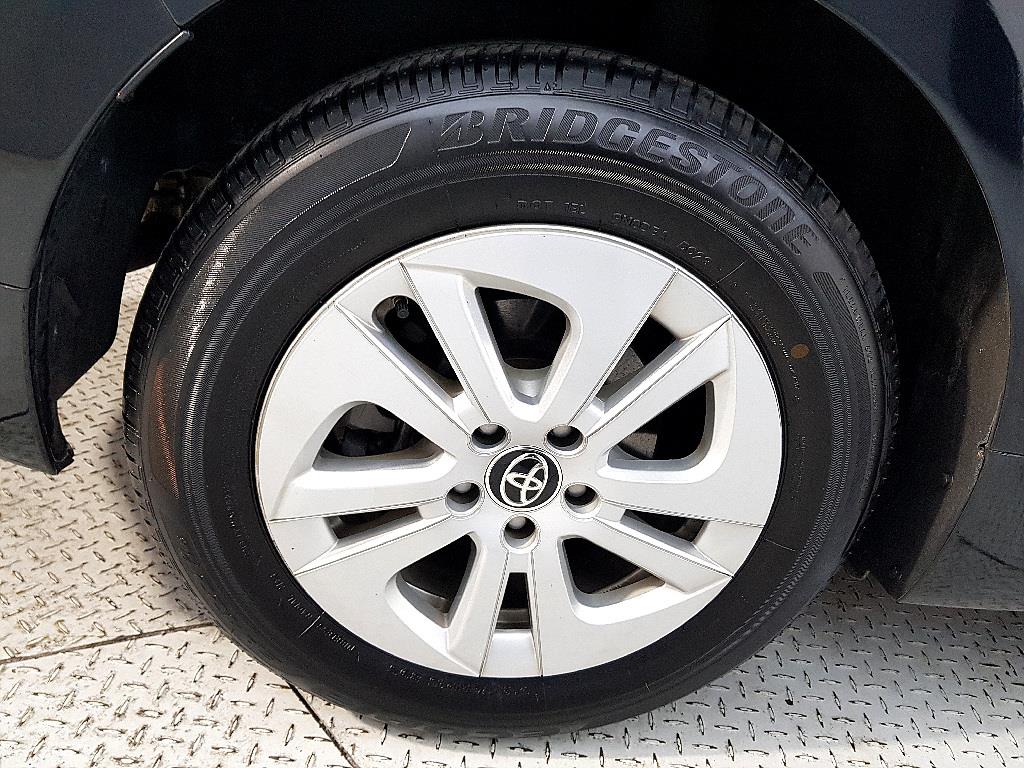 Toyota Prius 2017 Negro - Importación desde Corea - HF Imports Iquique - Foto 20