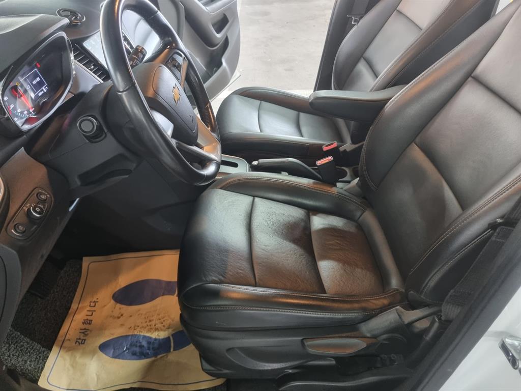 Chevrolet Trax - Vista 8