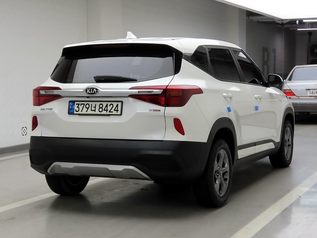 KIA Seltos - Vista 4