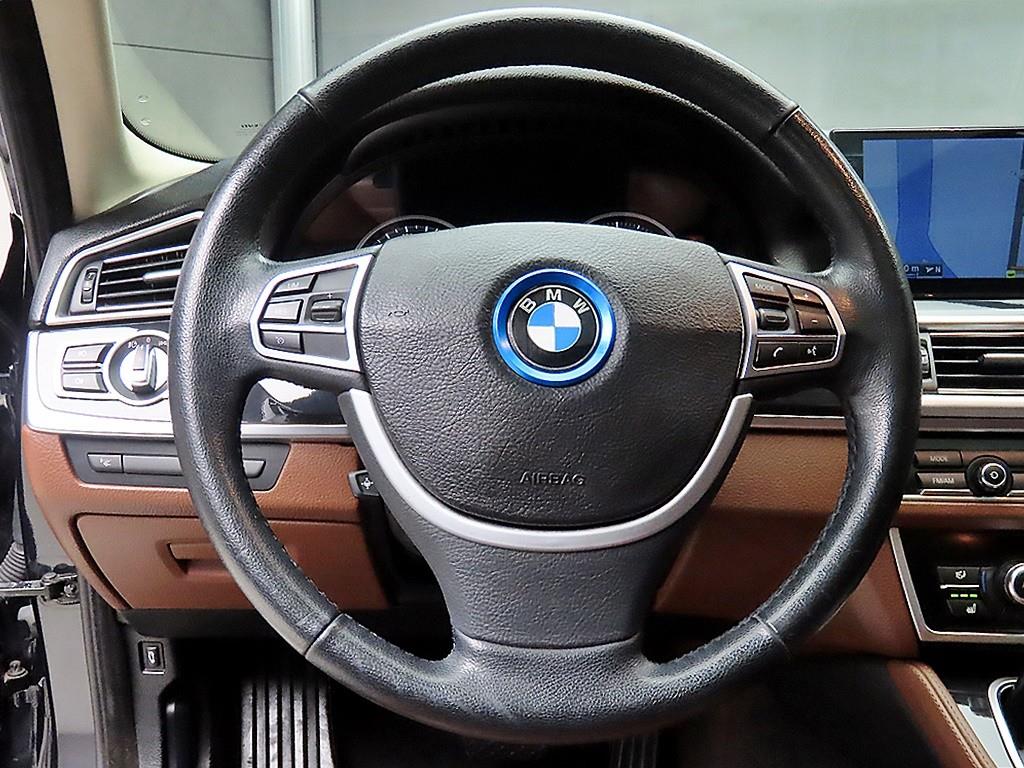 BMW 5 Series - Vista 9