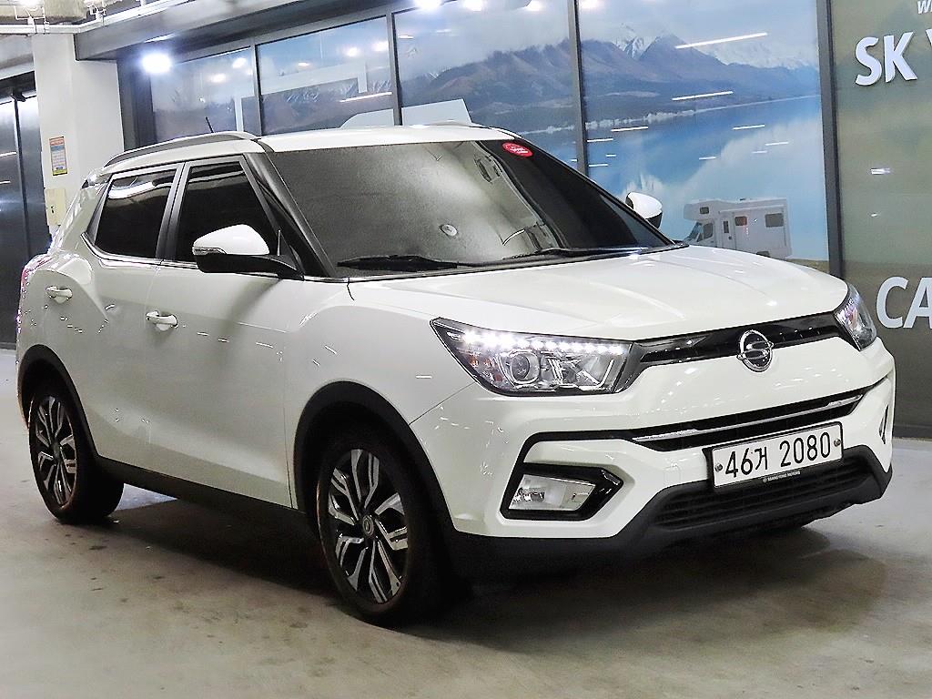 Ssangyong Tivoli 2018 Blanco - Importación desde Corea - HF Imports Iquique - Foto 1