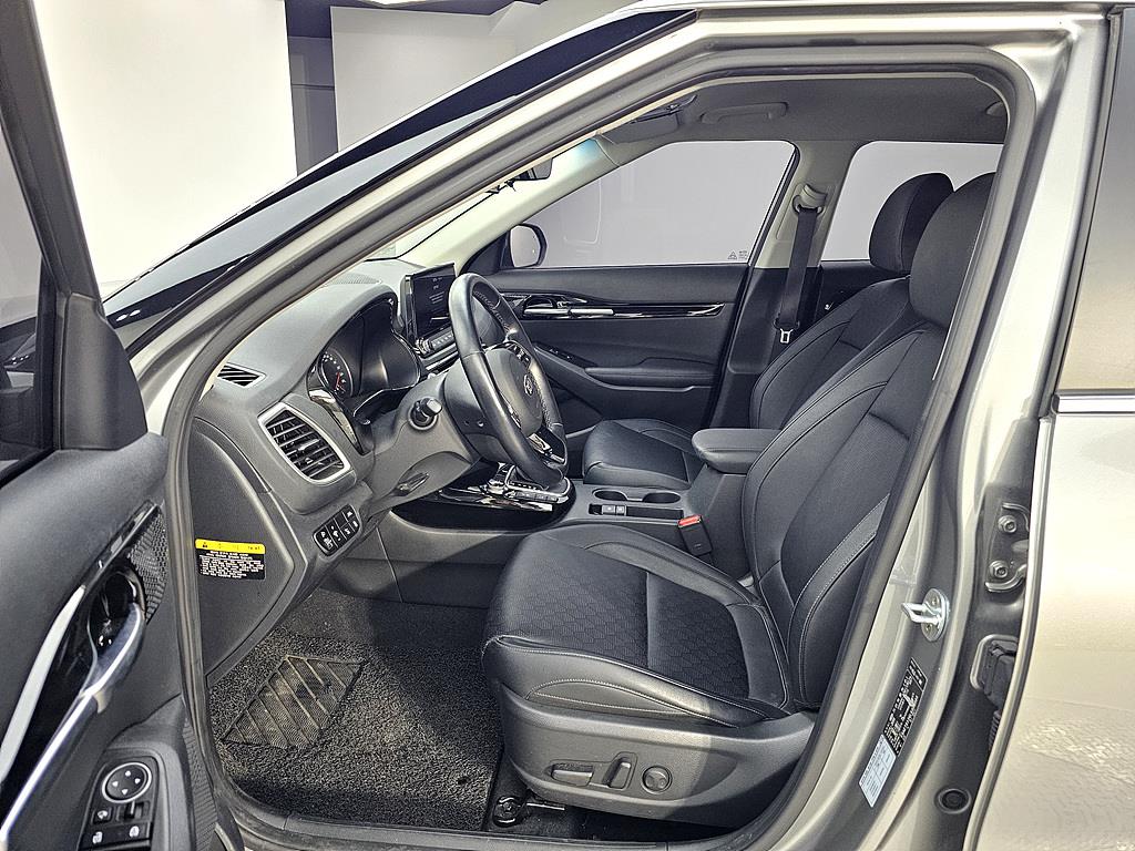 KIA Seltos - Vista 8