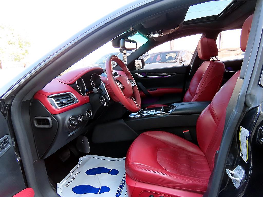 Maserati Ghibli - Vista 5