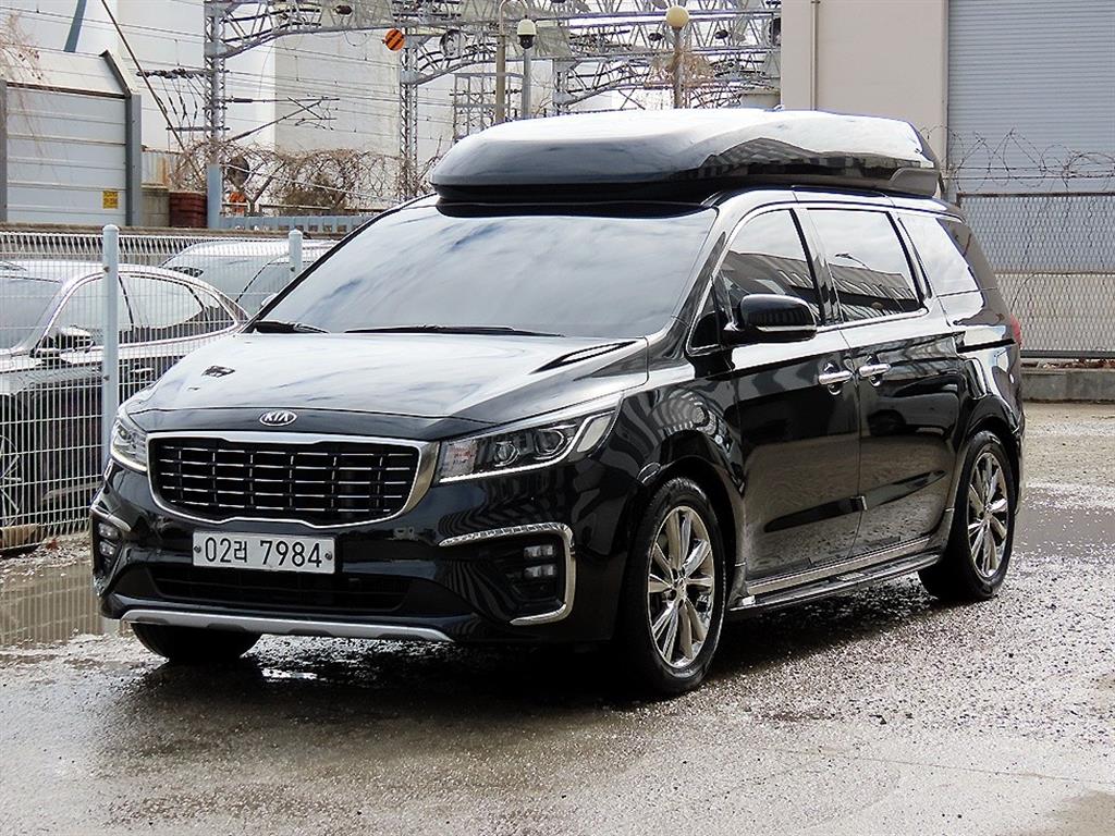 KIA Carnival - Vista 2